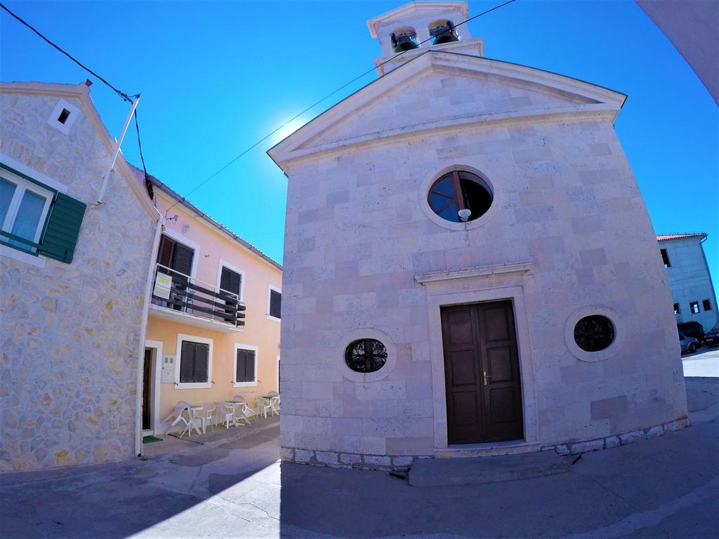 Peach Apartment'S Repic Bibinje Exterior photo